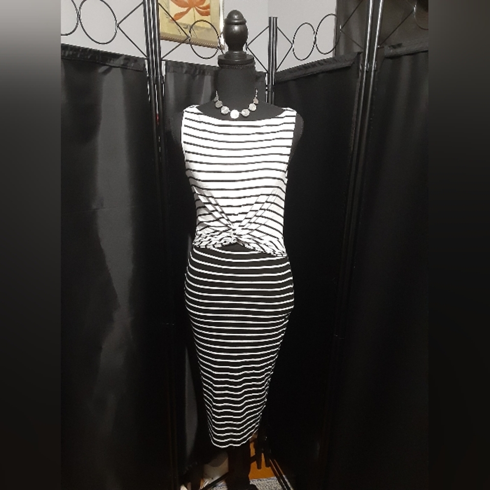 Bailey 44 Monochrome Striped Dress Womwn's Size Small Black White Active Summer - Picture 3 of 8